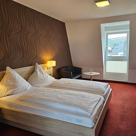 Hotel Lindenhof Osterspai Esterno foto