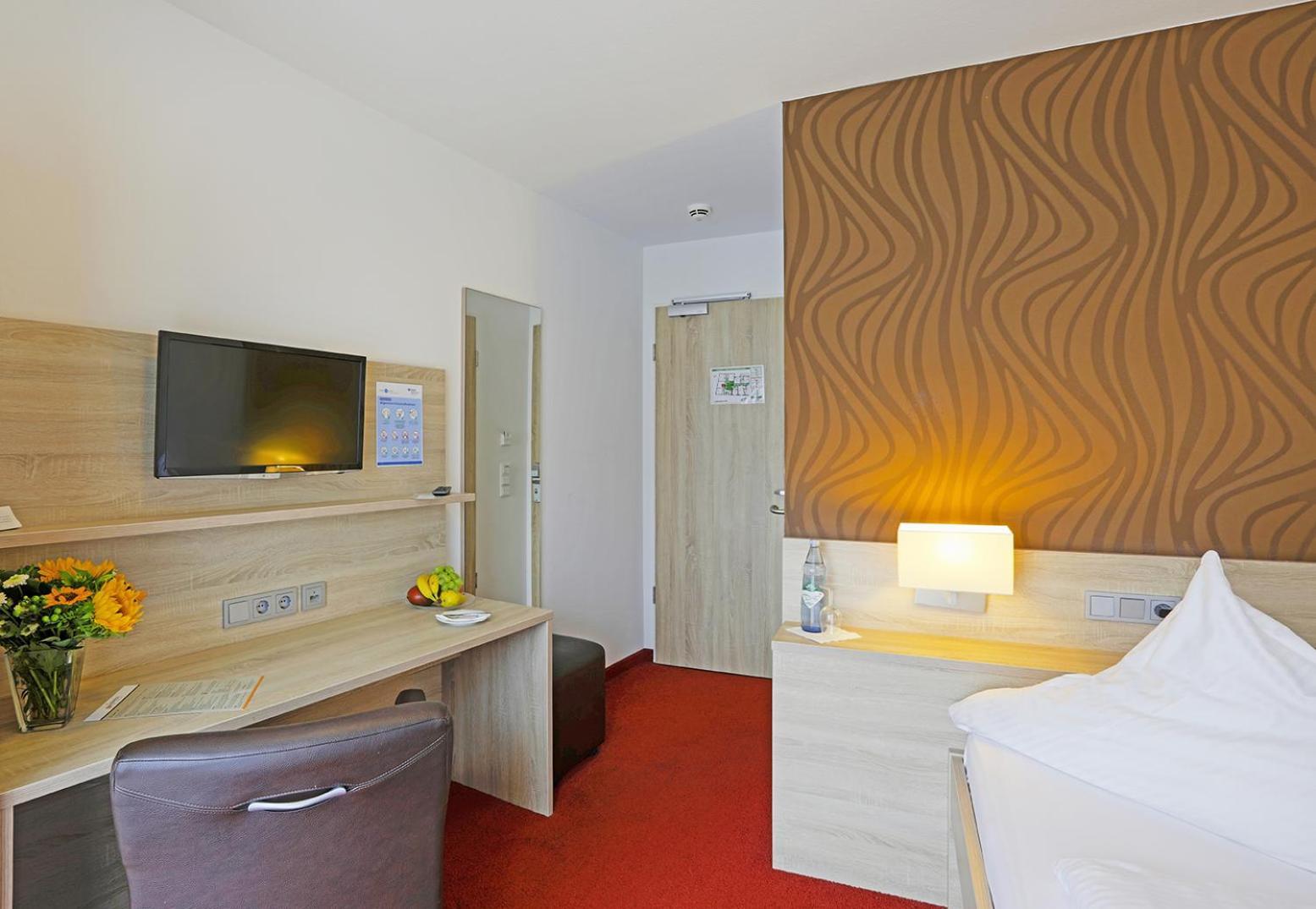 Hotel Lindenhof Osterspai Esterno foto