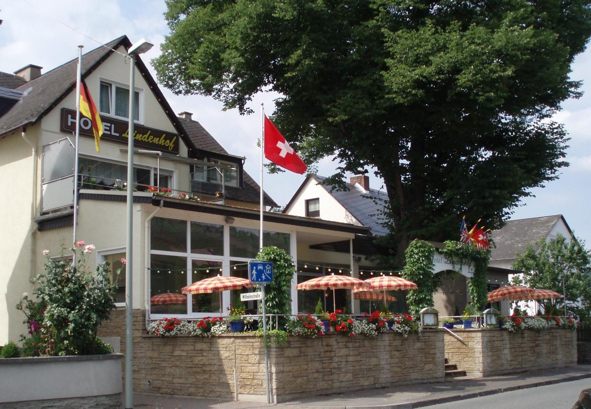 Hotel Lindenhof Osterspai Esterno foto